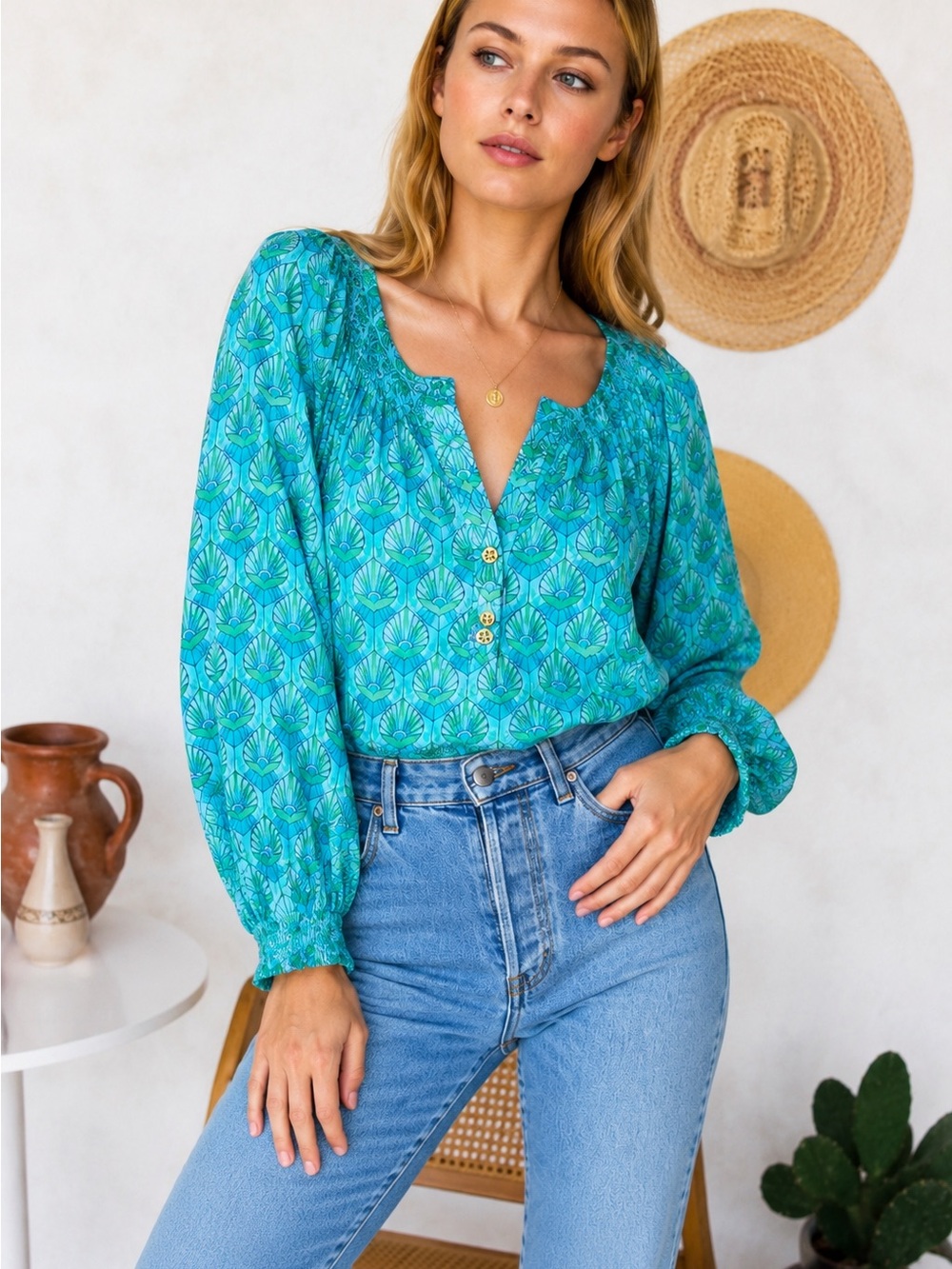 Escapada Shell Print Peasant Blouse Blue Green Resort Women Size S
